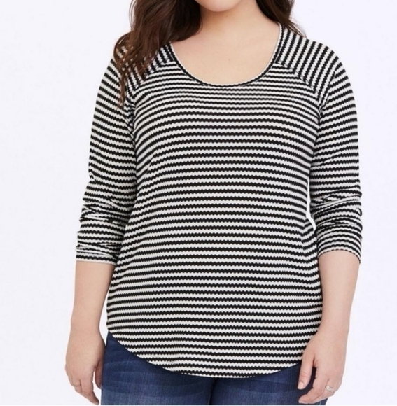 Torrid | Black White Striped Waffle Knit Top Torrid Size 0 or Large - Picture 2 of 6